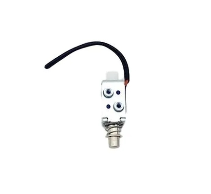 Mały solenoid z otwartą strukturą ramy i otworami montażowymi do łatwej instalacji